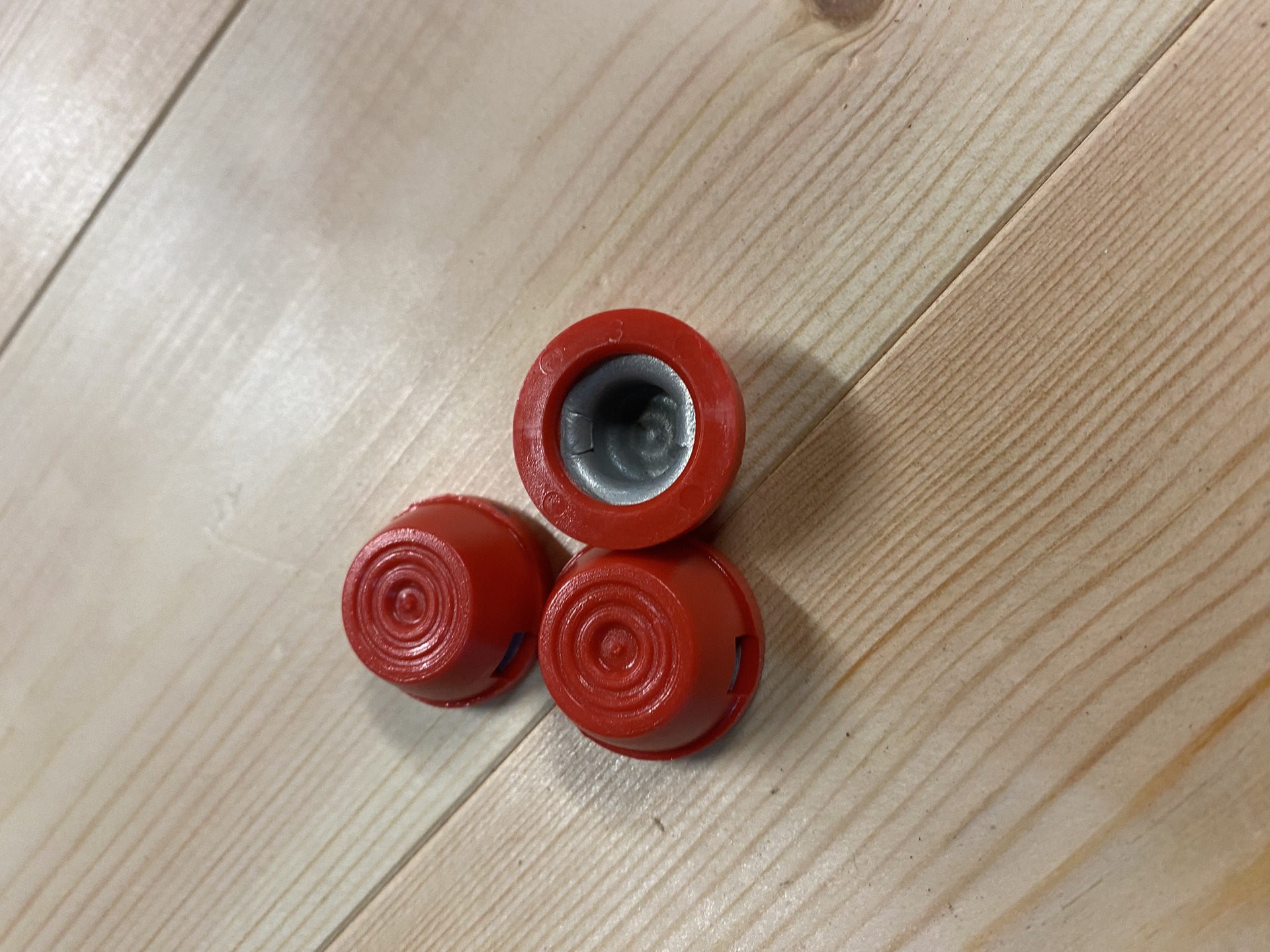 Axle cap x 3 Image