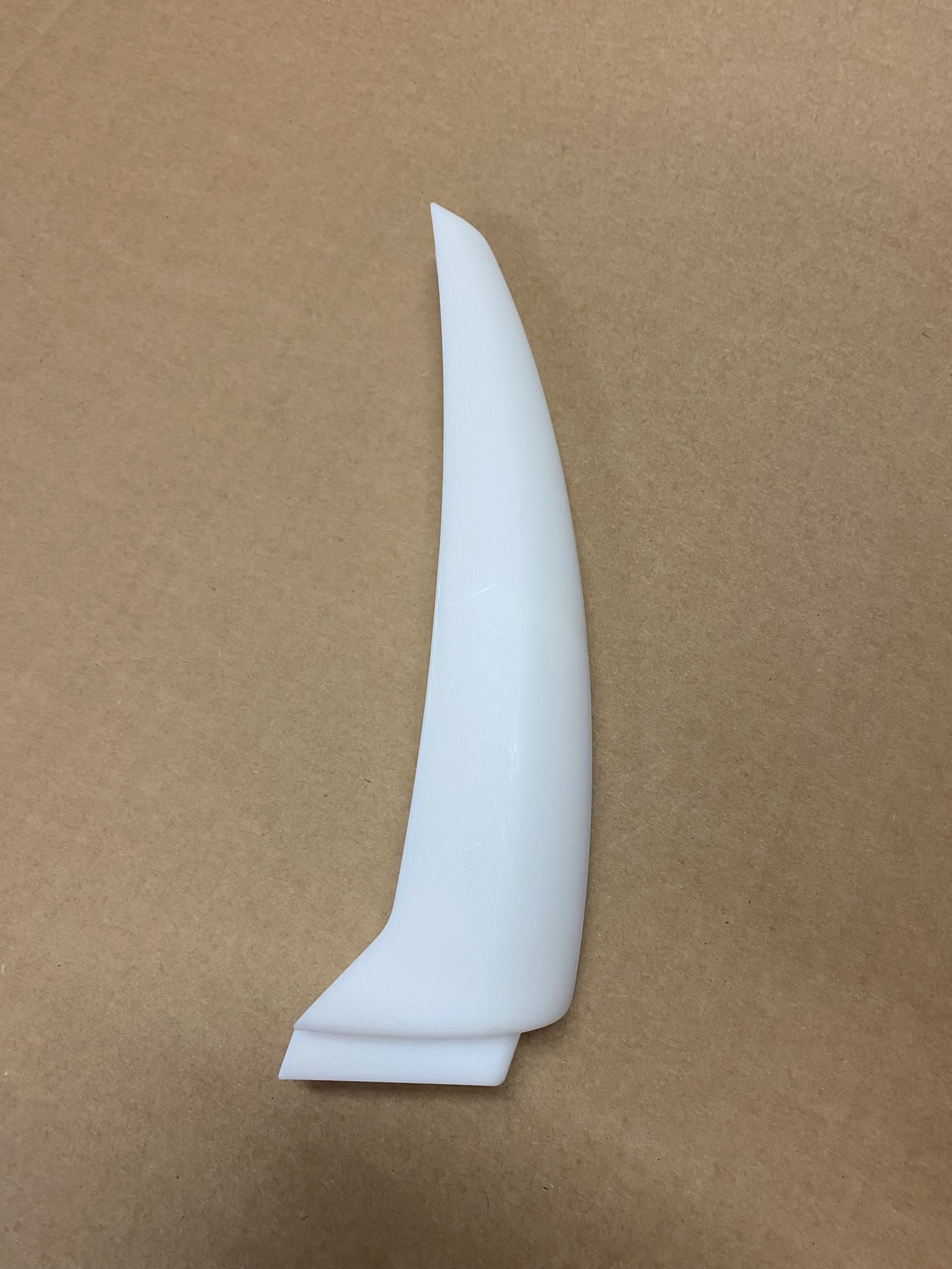 Front Strut (right) White Image